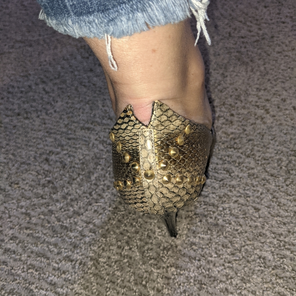 Metallic Snakeskin Pump - image 4